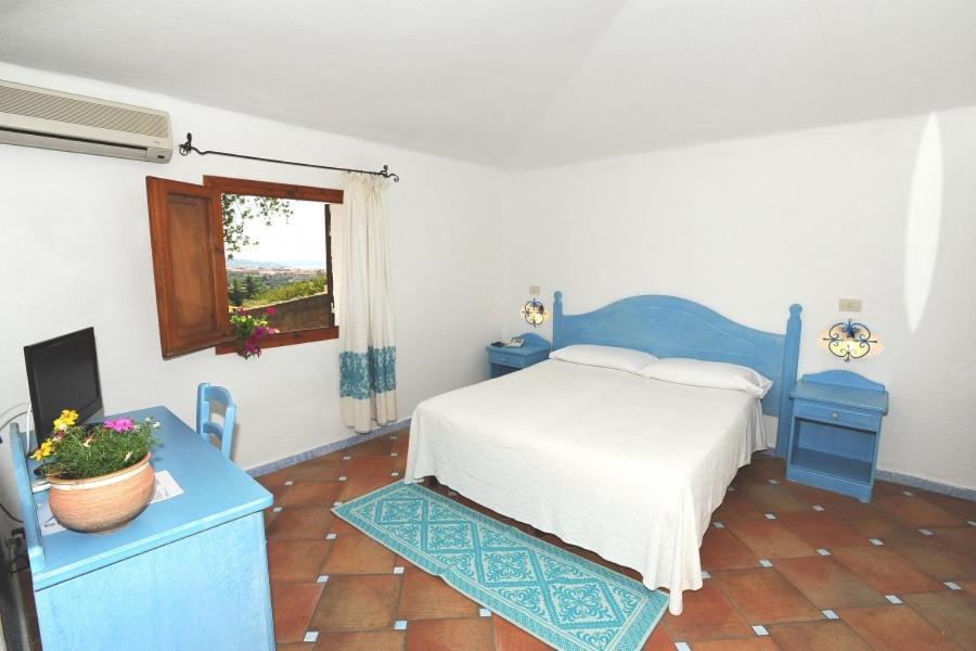 Ahr Altura Hotel Porto Rafael Palau Exterior photo